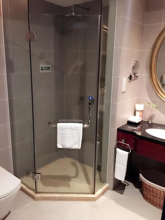 Harbour Oriental Hotel Нінбо Номер фото